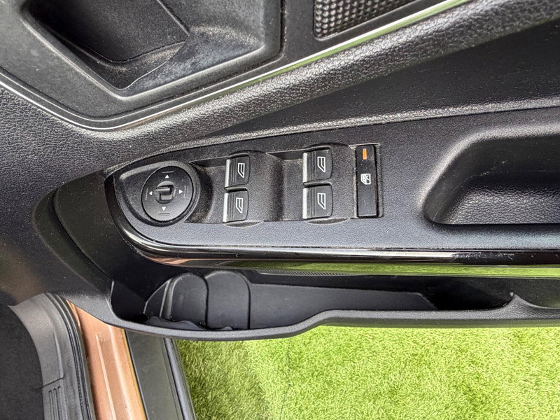 Ford B-Max 1.4 Zetec MPV 5dr Petrol Manual Euro 5 (90 ps) 5dr Manual 2026