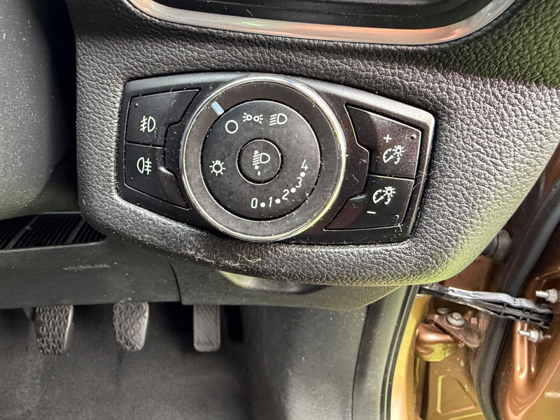 Ford B-Max 1.4 Zetec MPV 5dr Petrol Manual Euro 5 (90 ps) 5dr Manual 2026