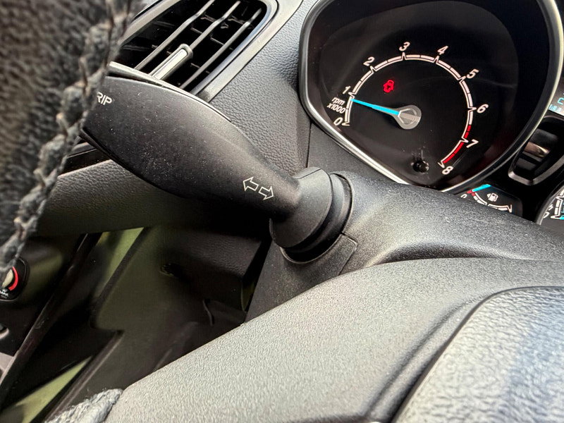 Ford B-Max 1.4 Zetec MPV 5dr Petrol Manual Euro 5 (90 ps) 5dr Manual 2026