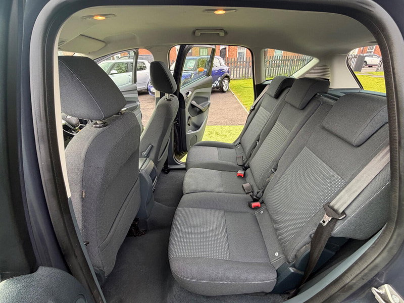 Ford C-Max 1.6 Zetec MPV 5dr Petrol Manual Euro 5 (105 ps) 5dr Manual 2026