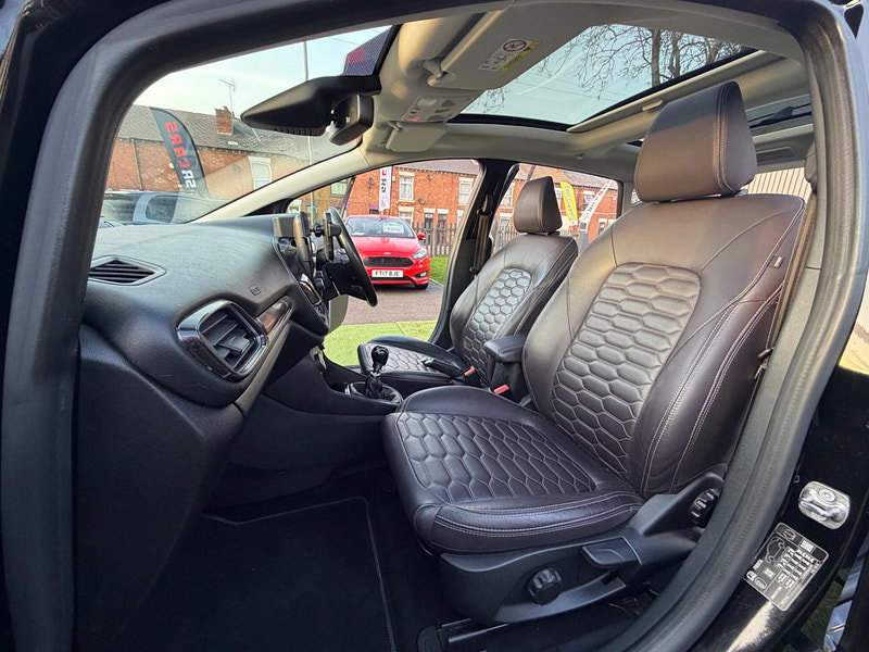 Ford Fiesta 1.0T EcoBoost GPF Vignale Hatchback 5dr Petrol Manual Euro 6 (s/s) (125 ps) 5dr Manual 2026