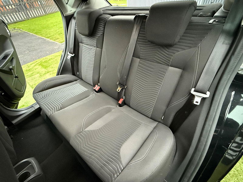 Ford Fiesta 1.25 Zetec Hatchback 5dr Petrol Manual Euro 6 (82 ps) 5dr Manual 2026