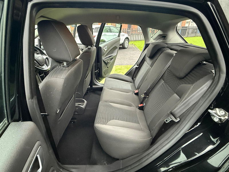 Ford Fiesta 1.25 Zetec Hatchback 5dr Petrol Manual Euro 6 (82 ps) 5dr Manual 2026