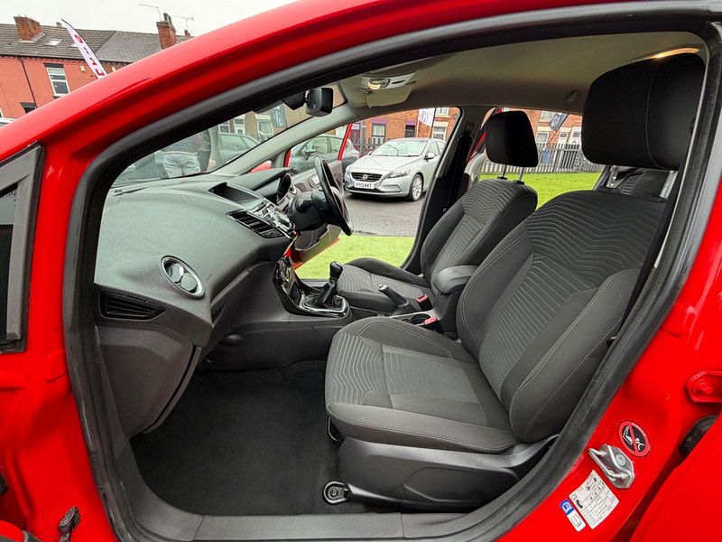 Ford Fiesta 1.5 TDCi Titanium Hatchback 5dr Diesel Manual Euro 5 (75 ps) 5dr Manual 2026