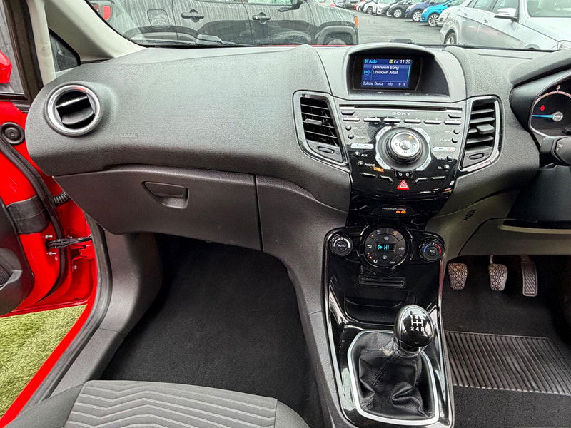 Ford Fiesta 1.5 TDCi Titanium Hatchback 5dr Diesel Manual Euro 5 (75 ps) 5dr Manual 2026