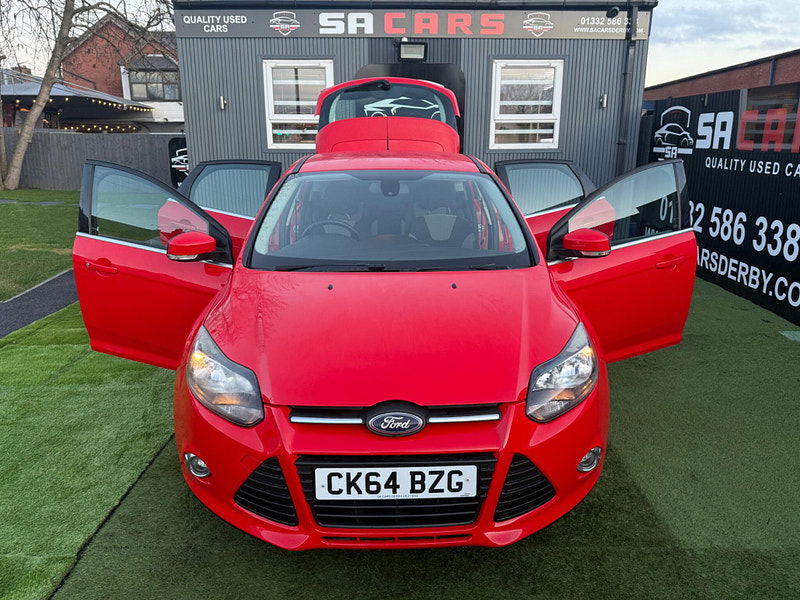 Ford Focus 1.0T EcoBoost Zetec Navigator Hatchback 5dr Petrol Manual Euro 5 (s/s) (125 ps) 5dr Manual 2025