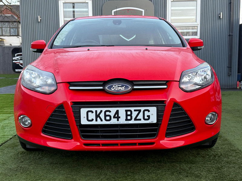 Ford Focus 1.0T EcoBoost Zetec Navigator Hatchback 5dr Petrol Manual Euro 5 (s/s) (125 ps) 5dr Manual 2025