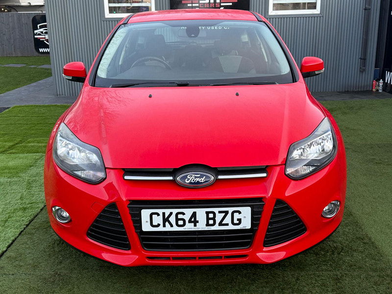 Ford Focus 1.0T EcoBoost Zetec Navigator Hatchback 5dr Petrol Manual Euro 5 (s/s) (125 ps) 5dr Manual 2025