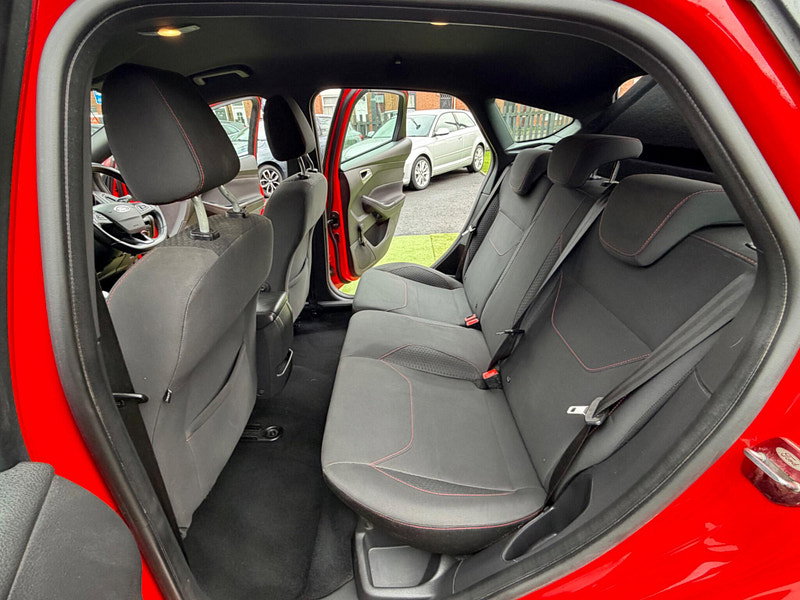 Ford Focus 1.5T EcoBoost ST-Line Hatchback 5dr Petrol Manual Euro 6 (s/s) (150 ps) 5dr Manual 2026