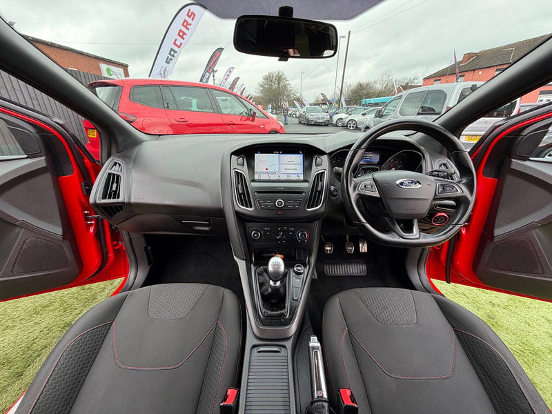 Ford Focus 1.5T EcoBoost ST-Line Hatchback 5dr Petrol Manual Euro 6 (s/s) (150 ps) 5dr Manual 2026
