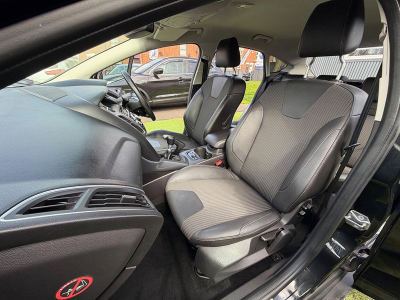 Ford Focus 1.6 TDCi Titanium X Hatchback 5dr Diesel Manual Euro 5 (s/s) (115 ps) 5dr Manual 2026