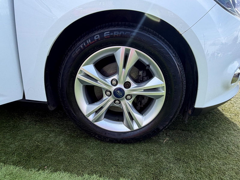 Ford Focus 1.6 TDCi Zetec Hatchback 5dr Diesel Manual Euro 5 (s/s) (115 ps) 5dr Manual 2026