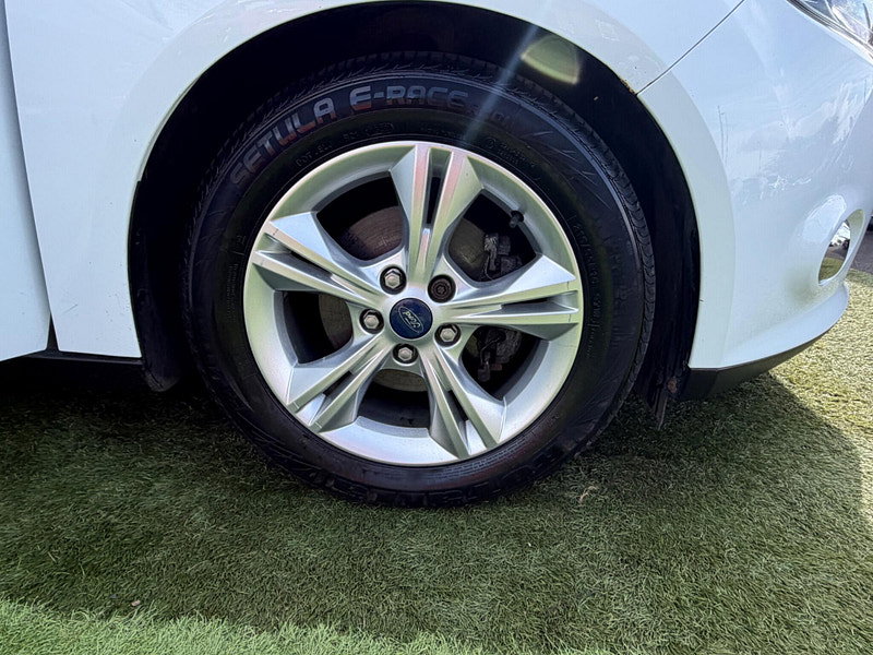 Ford Focus 1.6 TDCi Zetec Hatchback 5dr Diesel Manual Euro 5 (s/s) (115 ps) 5dr Manual 2026