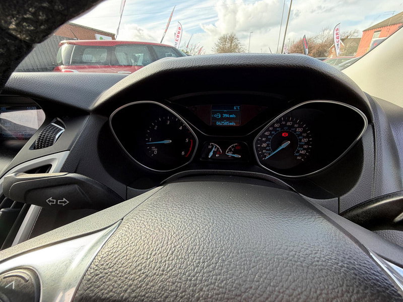 Ford Focus 1.6 TDCi Zetec Hatchback 5dr Diesel Manual Euro 5 (s/s) (115 ps) 5dr Manual 2026