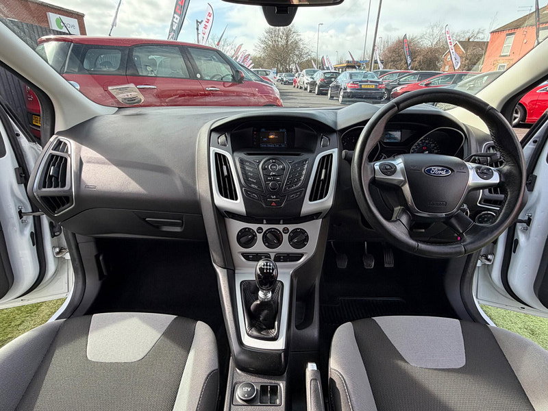 Ford Focus 1.6 TDCi Zetec Hatchback 5dr Diesel Manual Euro 5 (s/s) (115 ps) 5dr Manual 2026