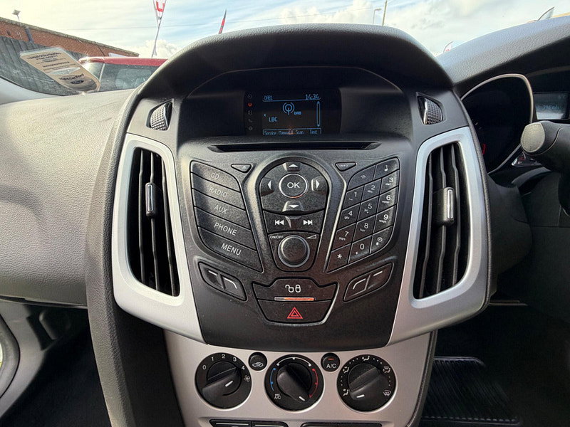 Ford Focus 1.6 TDCi Zetec Hatchback 5dr Diesel Manual Euro 5 (s/s) (115 ps) 5dr Manual 2026