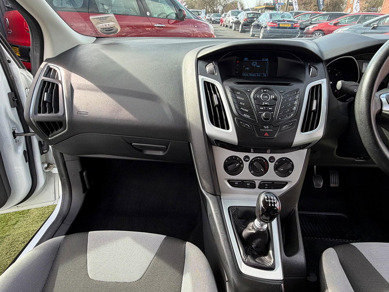 Ford Focus 1.6 TDCi Zetec Hatchback 5dr Diesel Manual Euro 5 (s/s) (115 ps) 5dr Manual 2026