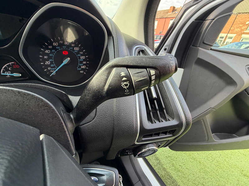 Ford Focus 1.6 TDCi Zetec Hatchback 5dr Diesel Manual Euro 5 (s/s) (115 ps) 5dr Manual 2026