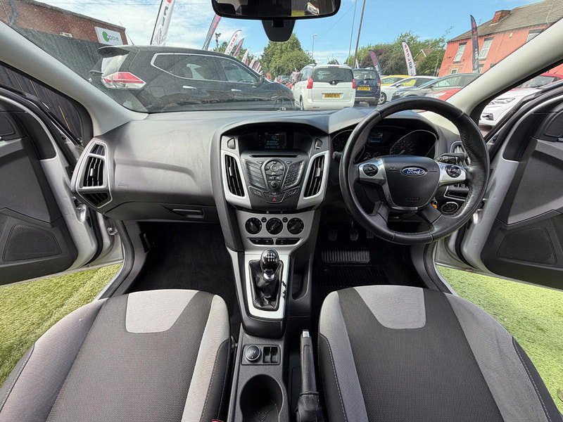 Ford Focus 1.6 TDCi Zetec Hatchback 5dr Diesel Manual Euro 5 (s/s) (115 ps) 5dr Manual 2026