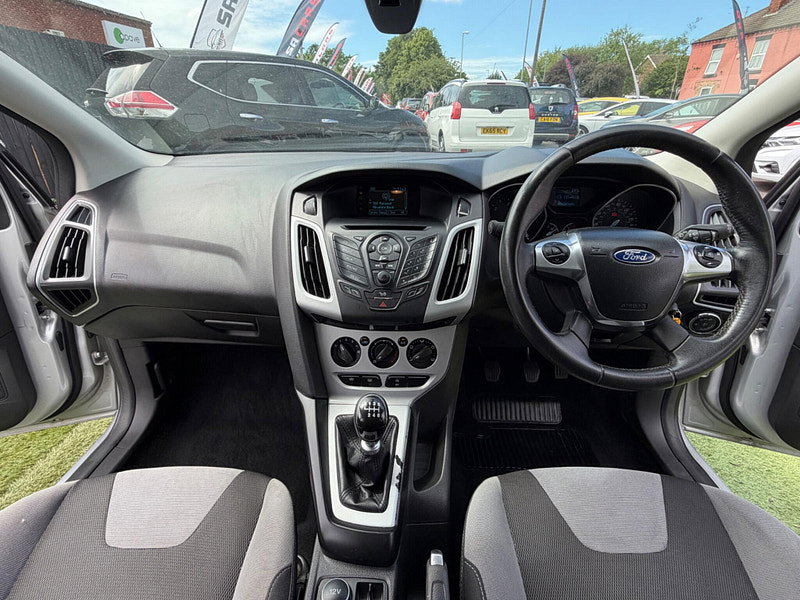 Ford Focus 1.6 TDCi Zetec Hatchback 5dr Diesel Manual Euro 5 (s/s) (115 ps) 5dr Manual 2026