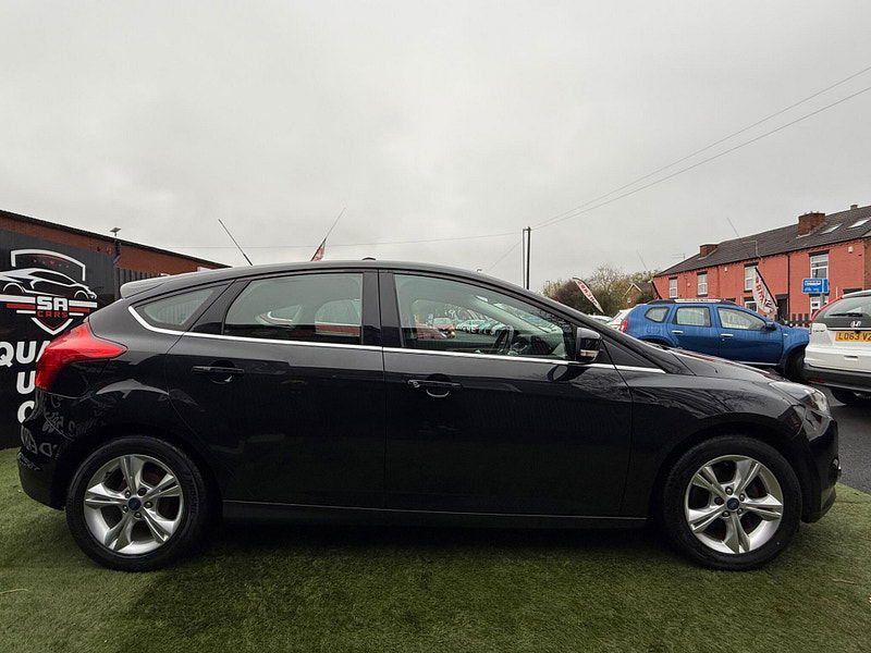 Ford Focus 1.6 Zetec Hatchback 5dr Petrol Manual Euro 5 (105 ps) 5dr Manual 2025
