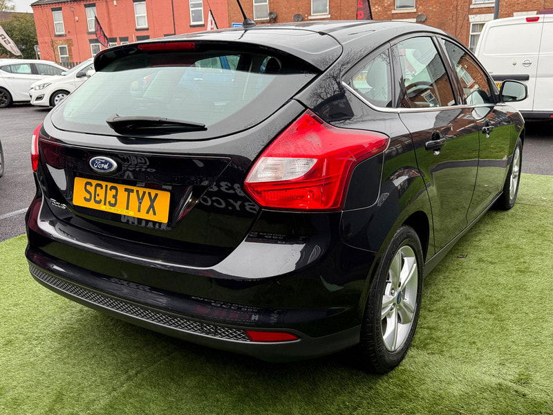 Ford Focus 1.6 Zetec Hatchback 5dr Petrol Manual Euro 5 (105 ps) 5dr Manual 2025