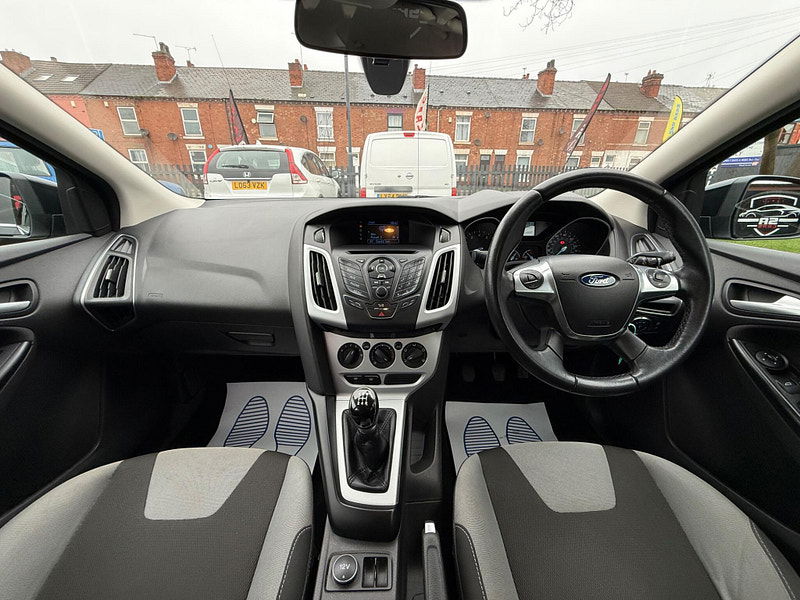 Ford Focus 1.6 Zetec Hatchback 5dr Petrol Manual Euro 5 (105 ps) 5dr Manual 2025