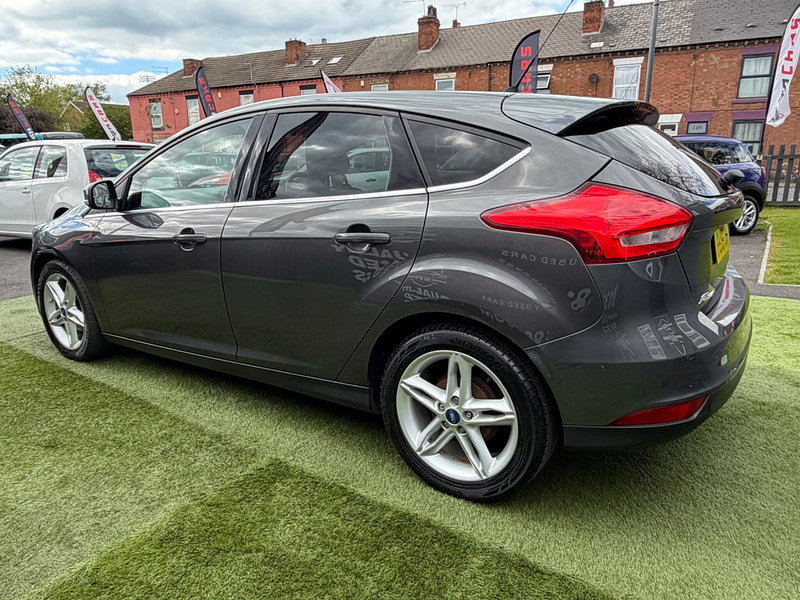 Ford Focus 1.6 Zetec Hatchback 5dr Petrol Powershift Euro 6 (125 ps) 5dr Automatic 2026