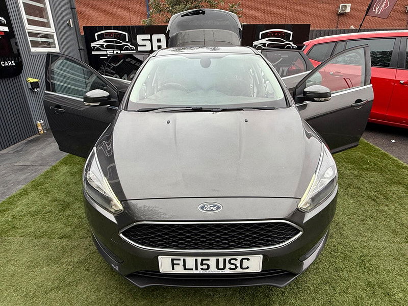 Ford Focus 1.6 Zetec Hatchback 5dr Petrol Powershift Euro 6 (125 ps) 5dr Automatic 2025