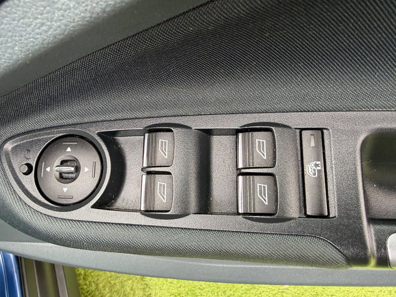 Ford Grand C-Max 1.6 Titanium MPV 5dr Petrol Manual Euro 5 (125 ps) 5dr Manual 2026