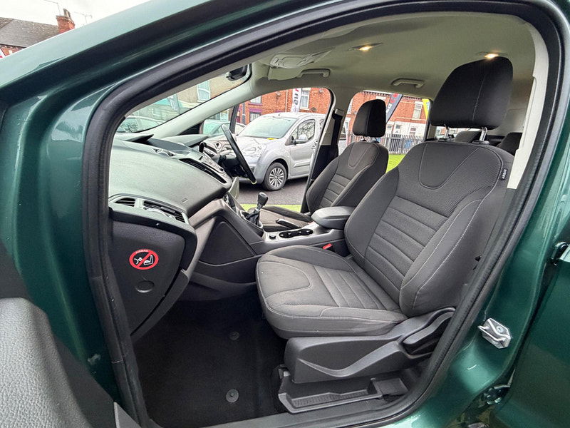 Ford Kuga 1.5T EcoBoost Zetec SUV 5dr Petrol Manual 2WD Euro 6 (s/s) (120 ps) 5dr Manual 2026