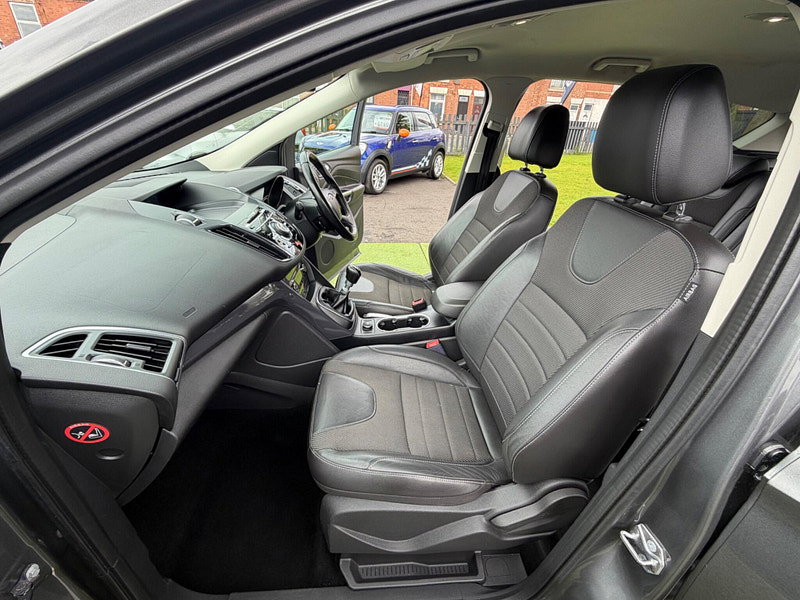 Ford Kuga 2.0 TDCi Titanium SUV 5dr Diesel Manual AWD Euro 5 (163 ps) 5dr Manual 2026