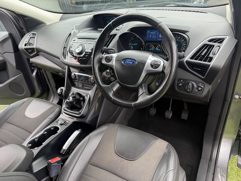 Ford Kuga 2.0 TDCi Titanium SUV 5dr Diesel Manual AWD Euro 5 (163 ps) 5dr Manual 2026