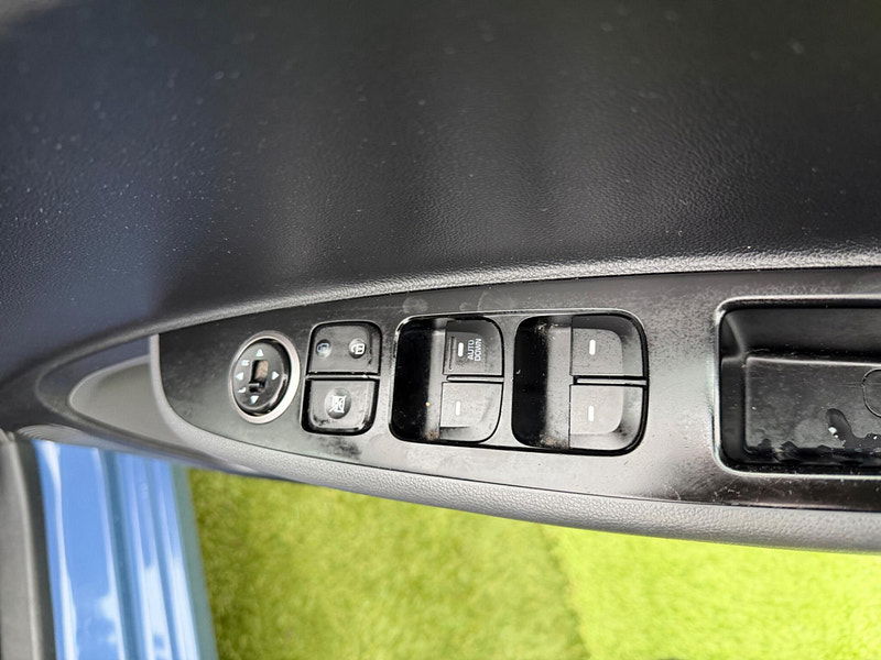 Hyundai I10 1.0 SE Hatchback 5dr Petrol Manual Euro 6 (66 ps) 5dr Manual 2026