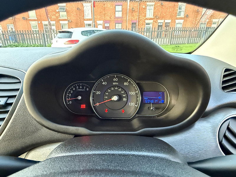 Hyundai I10 1.2 Active Hatchback 5dr Petrol Manual Euro 5 (85 bhp) 5dr Manual 2025