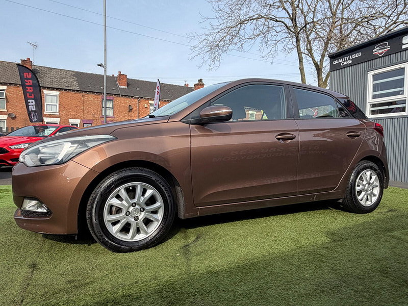 Hyundai I20 1.2 Blue Drive SE Hatchback 5dr Petrol Manual Euro 6 (s/s) (84 ps) 5dr Manual 2026