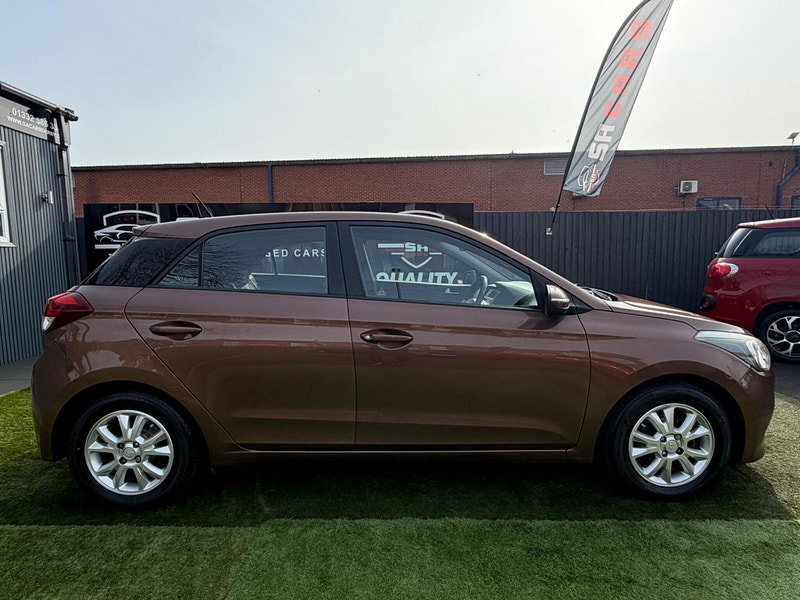 Hyundai I20 1.2 Blue Drive SE Hatchback 5dr Petrol Manual Euro 6 (s/s) (84 ps) 5dr Manual 2026