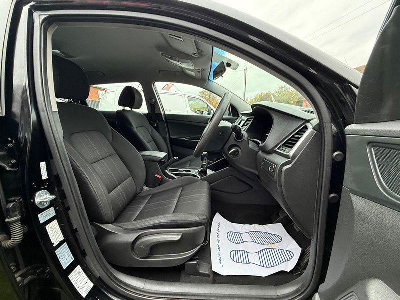 Hyundai Tucson 1.6 GDi Blue Drive S SUV 5dr Petrol Manual Euro 6 (s/s) (132 ps) 5dr Manual 2025