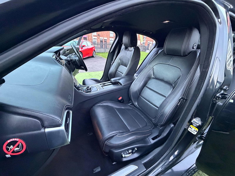 Jaguar XE 2.0d R-Sport Saloon 4dr Diesel Auto AWD Euro 6 (s/s) (240 ps) 4dr Automatic 2026