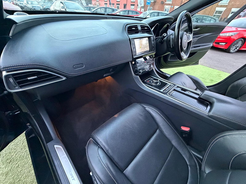 Jaguar XE 2.0d R-Sport Saloon 4dr Diesel Auto AWD Euro 6 (s/s) (240 ps) 4dr Automatic 2026