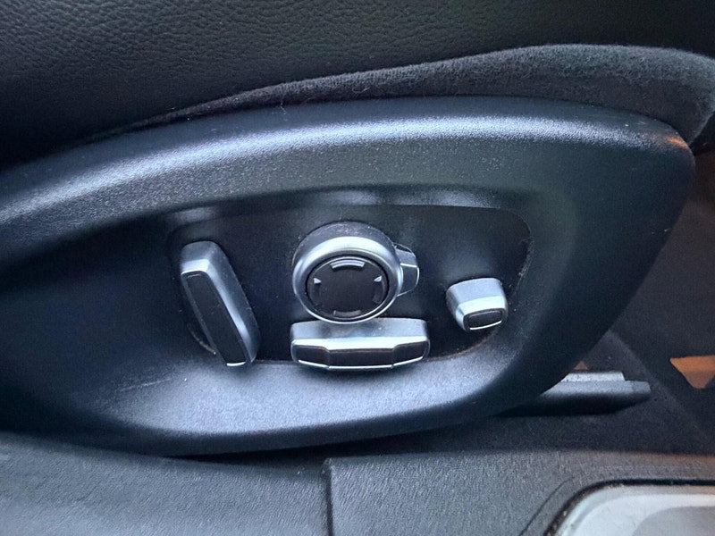 Jaguar XE 2.0d R-Sport Saloon 4dr Diesel Auto AWD Euro 6 (s/s) (240 ps) 4dr Automatic 2026