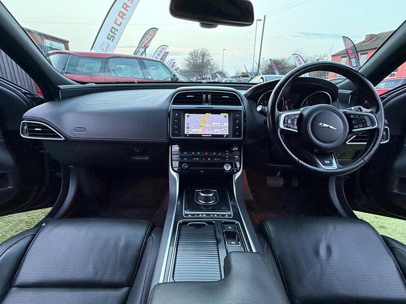 Jaguar XE 2.0d R-Sport Saloon 4dr Diesel Auto AWD Euro 6 (s/s) (240 ps) 4dr Automatic 2026