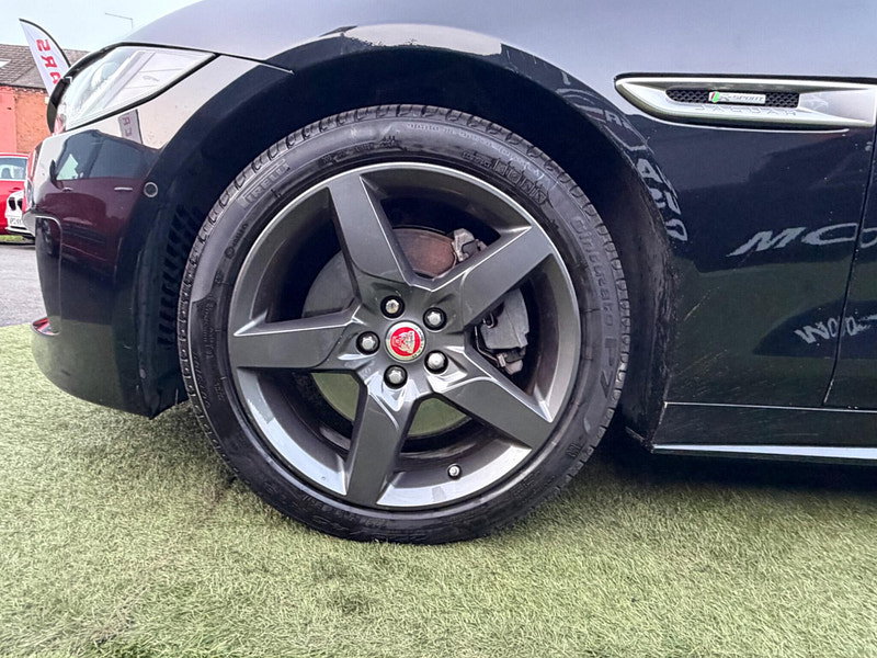 Jaguar XE 2.0d R-Sport Saloon 4dr Diesel Auto AWD Euro 6 (s/s) (240 ps) 4dr Automatic 2026