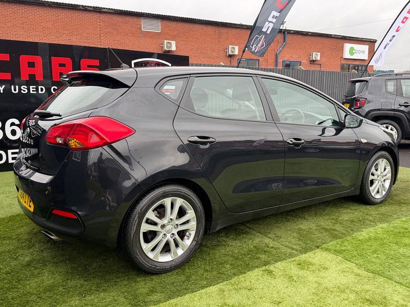 Kia Ceed 1.4 VR7 Hatchback 5dr Petrol Manual Euro 5 (98 bhp) 5dr Manual 2026