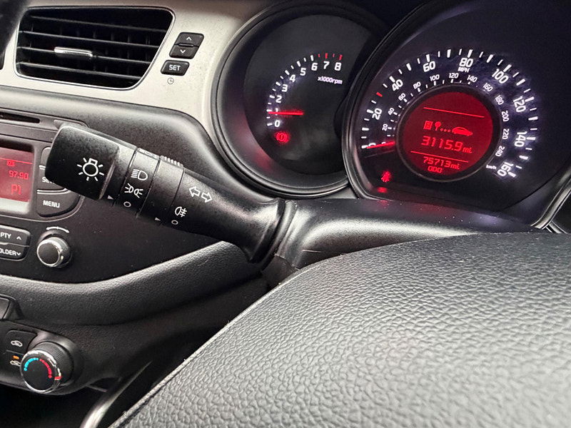 Kia Ceed 1.4 VR7 Hatchback 5dr Petrol Manual Euro 5 (98 bhp) 5dr Manual 2026