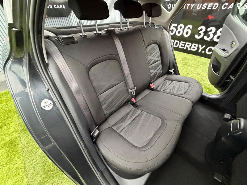 Kia Ceed 1.4 VR7 Hatchback 5dr Petrol Manual Euro 5 (98 bhp) 5dr Manual 2026