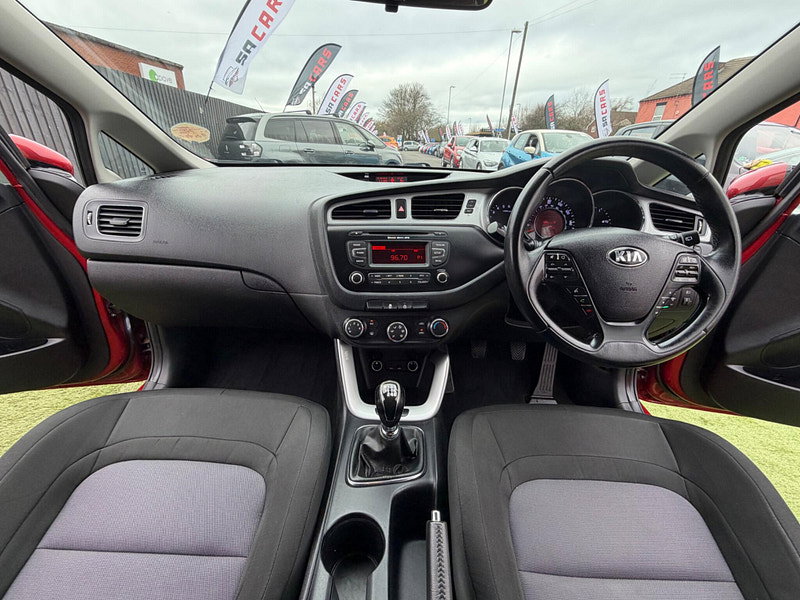 Kia Ceed 1.6 CRDi EcoDynamics 2 Hatchback 5dr Diesel Manual Euro 5 (s/s) (126 bhp) 5dr Manual 2026