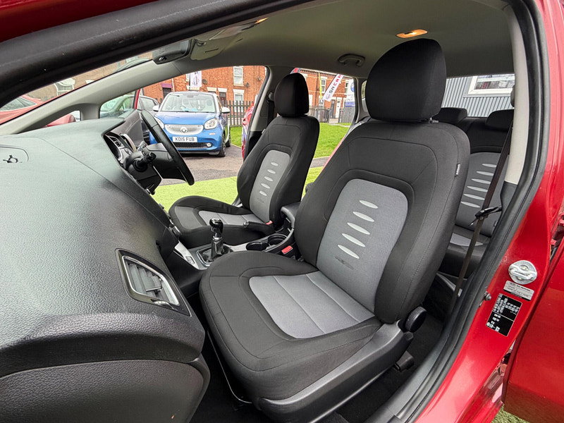 Kia Ceed 1.6 CRDi EcoDynamics 2 Hatchback 5dr Diesel Manual Euro 5 (s/s) (126 bhp) 5dr Manual 2026