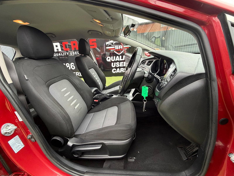 Kia Ceed 1.6 CRDi EcoDynamics 2 Hatchback 5dr Diesel Manual Euro 5 (s/s) (126 bhp) 5dr Manual 2026