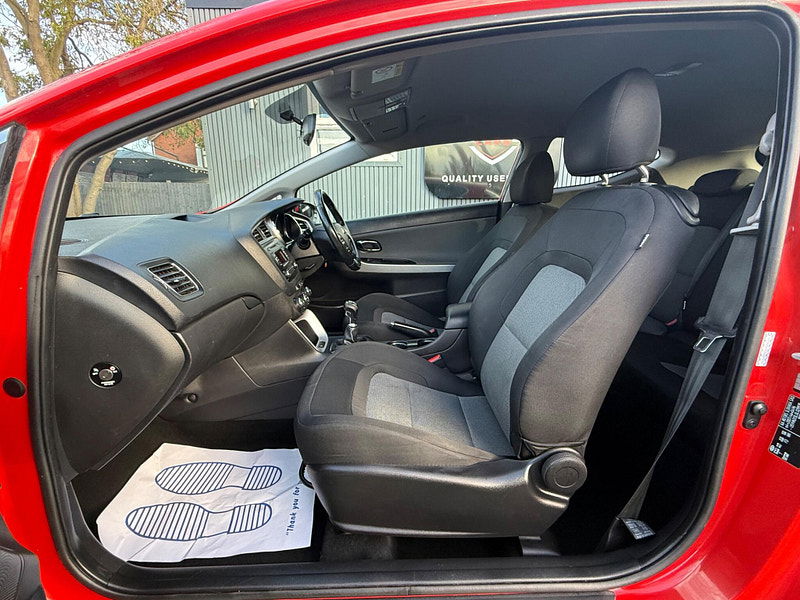 Kia ProCeed 1.6 GDi 2 Hatchback 3dr Petrol Manual Euro 6 (s/s) (133 bhp) 3dr Manual 2025